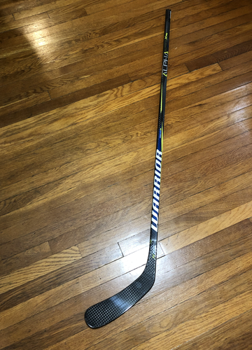 New Intermediate Warrior Right Handed Alpha QX Pro Hockey Stick