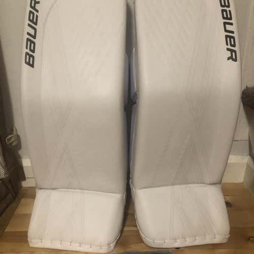 NEW Bauer Ultrasonic XS (32") Leg Pads