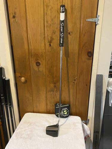 Used Men's Bettinardi Right Handed Mallet BB56 Putter 34"