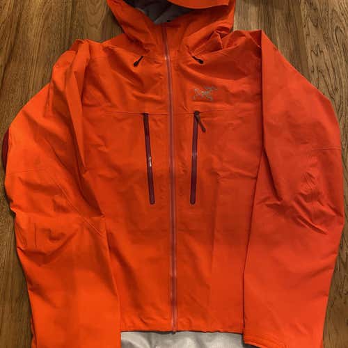 Red Adult Large Arc'teryx Jacket
