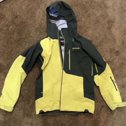 Green Mens XS Goretex Patagonia Shell