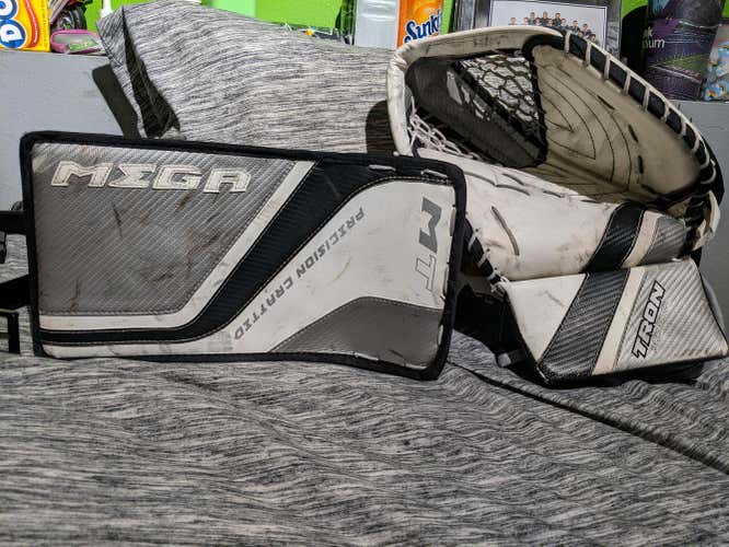White Used Senior Mega Tron "Cyber-Tech" Regular