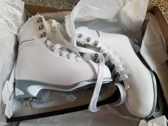 2 pairs of New Jackson Figure Skates > Size 12 & size 13