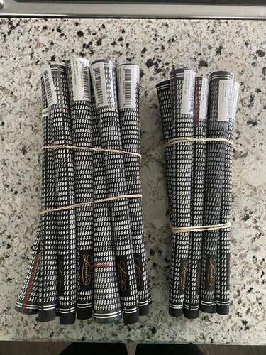 **For Sbrowning24** 10 New Men's CrossLine Grips, .580" Core, Standard Size, Black And White