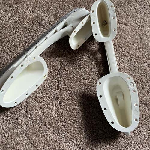 Used Bauer TUUK LS2 272 mm Blade Holders With Steel