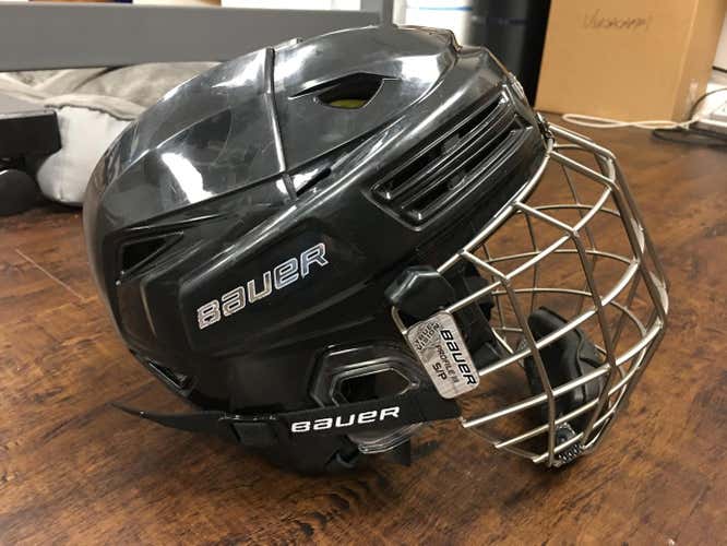 Used Bauer Re-Akt 200 Helmet Small Black