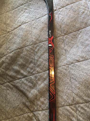 Senior Right Handed Vapor 1X Lite Mid Pattern  Hockey Stick