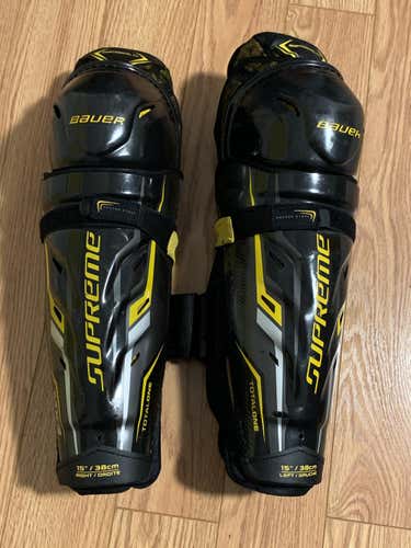 Used Senior Bauer Supreme TotalOne MX3 Shin Pads