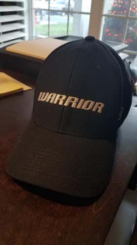 Black Men's New Adult L-XL Warrior Hat