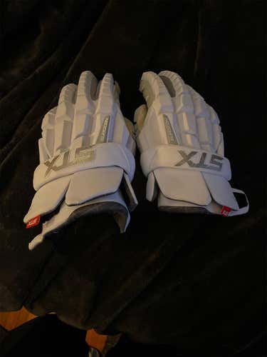 White Used STX Rzr 13" Lacrosse Gloves