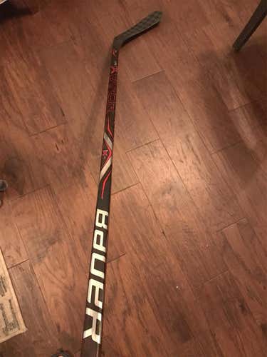 Senior Right Handed Vapor 1X Lite Mid Pattern Pro Stock Hockey Stick