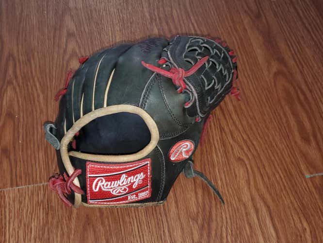 Black Used Adult Rawlings Right Hand Throw Infield Pro Preferred Baseball Glove 11.25"