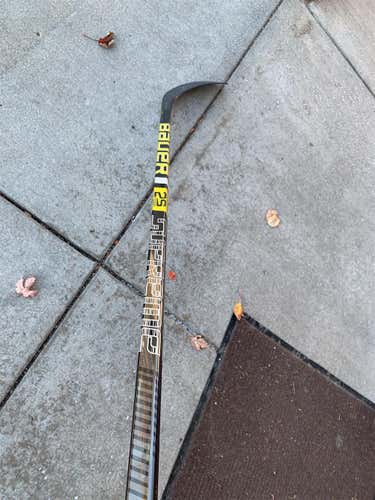 Intermediate Left Hand Supreme 2S Hockey Stick