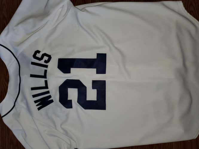 Dontrelle Willis stained Used Adult XL Majestic Jersey