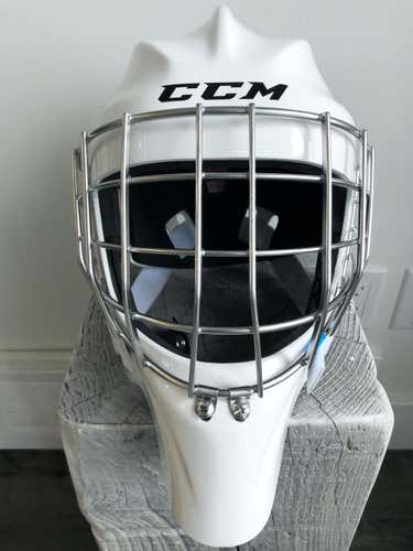 NEW Senior CCM GFL 1.9 Pro Goalie Mask - Senior Large 7 1/8 - 7 5/8