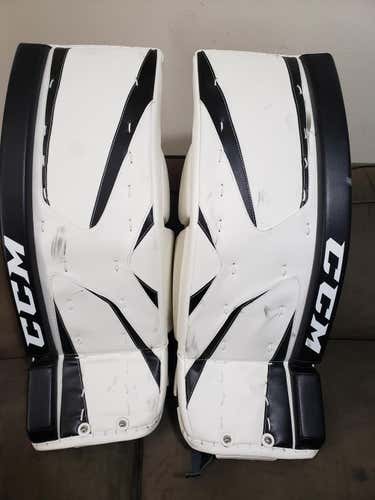 White Used 32" CCM Revolution 577 Goalie Leg Pads