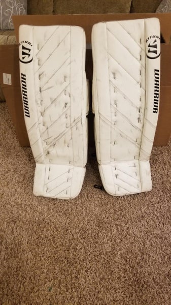 White Used Intermediate 32"+1Warrior Ritual G4 Goalie Leg Pads