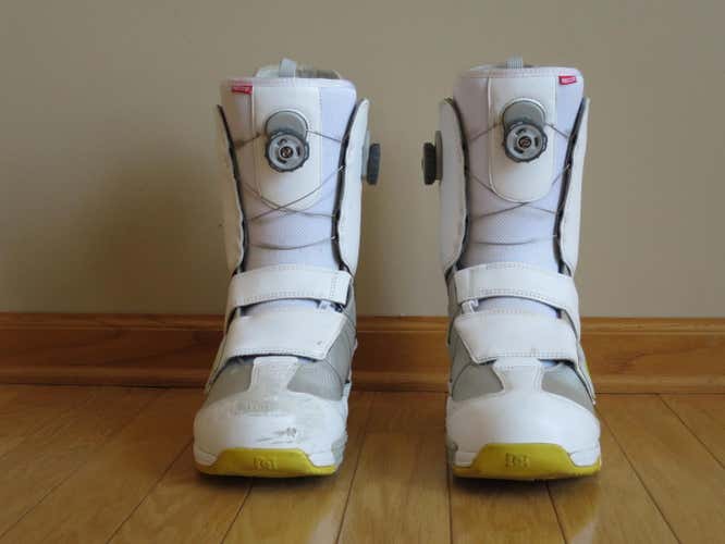 Used Men's 12 (Women's 13) DC Status  Snowboard Boots
