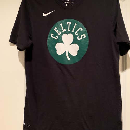Black Adult Medium Nike Shirt