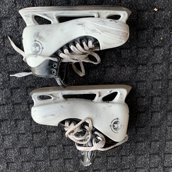 Senior CCM Regular Width Size 7.5 Hockey Goalie Skates