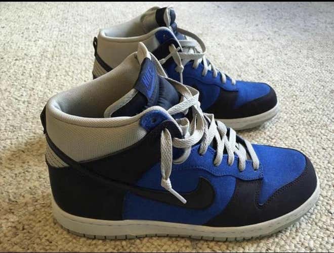 Nike Dunks