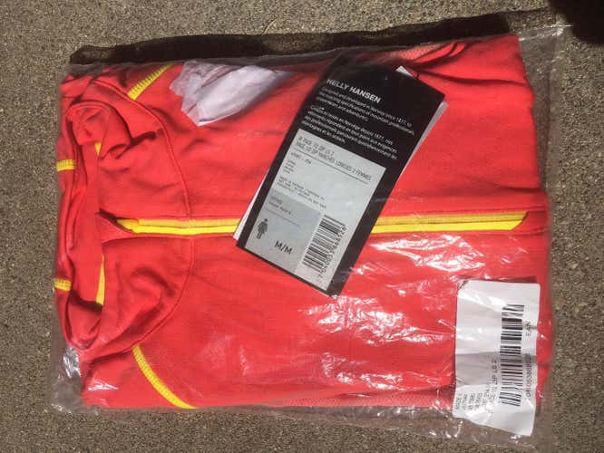 Pink New Women's Adult Medium Helly Hansen Base Layer Half-Zip Top