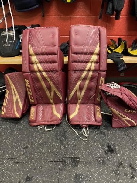 Used Senior 32"+1 CCM Regular Extreme Flex 4 Goalie Full Set Pro Stock