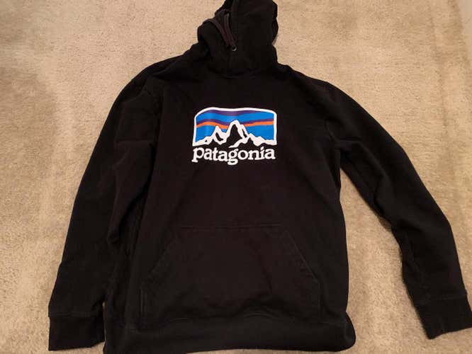 Black Used Men's Adult XL Patagonia Sweatshirt