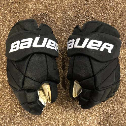 Philadelphia Flyers Gostisbehere Game Worn Bauer Vapor 1X Lite Gloves