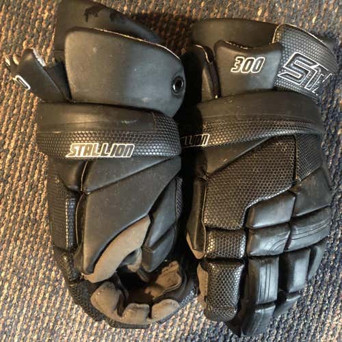 Black Used Player's STX Stallion 300 13" Lacrosse Gloves