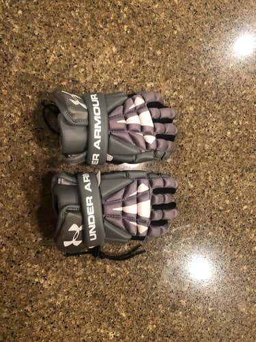 Gray Used XS Under Armour Lacrosse Gloves 8"