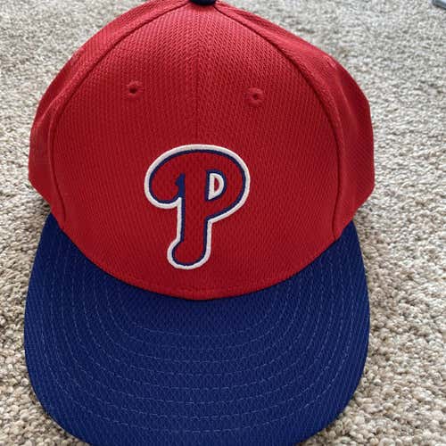 Philadelphia Phillies Fitted Hat (7 1/4)