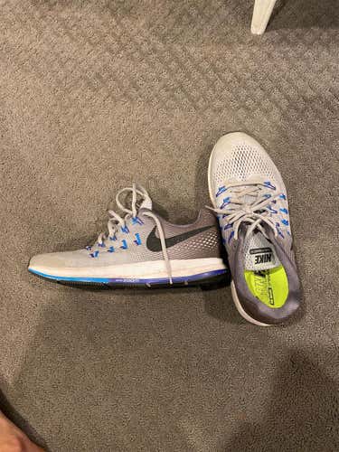 Adult Size 11 (Women's 12) Nike Shoes