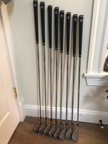 Used Wilson Staff C200 Iron Set RH