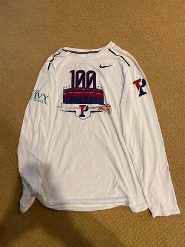 White Adult Large Nike Shirt