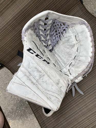 White Used Senior CCM Regular Extreme Flex III