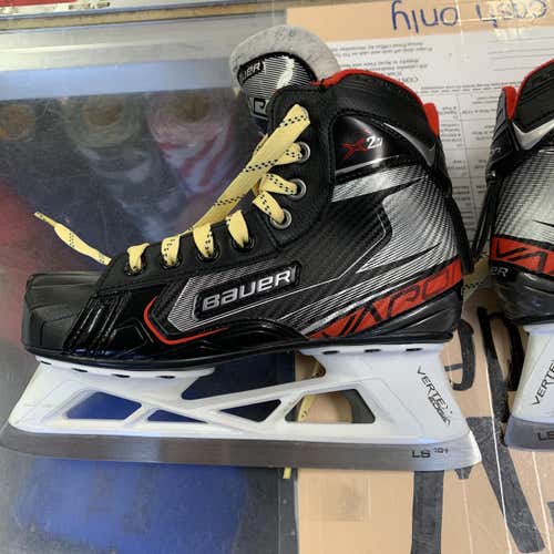 Junior Bauer Vapor X2.7 Regular Width Size 5 Hockey Goalie Skates