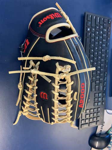 Black High School/College Outfield A2000 12.75" Baseball Glove