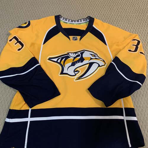 SIGNED Colin Wilson Nashville Predators Reebok ‘50 Jersey