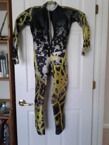 Youth Spyder Ski  race  suit size 14/16