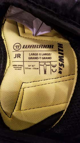 Used Junior Large Warrior Ritual GT Goalie Chest and Arm Protector Goalie Chest Protector