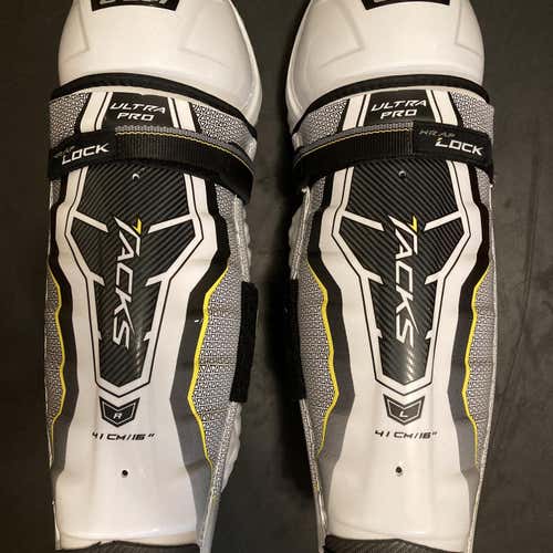 Senior CCM Ultra Pro Pro Stock Shin Pads