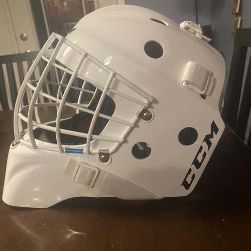 White Senior CCM 9000 Goalie Mask