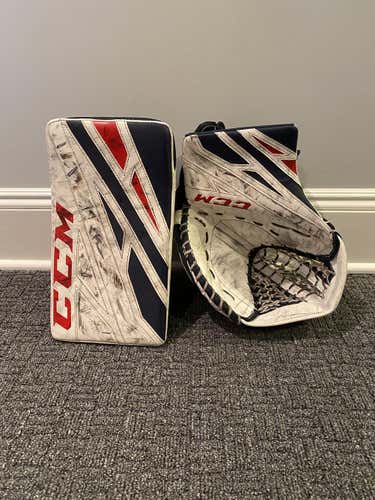 White/Navy/Red Used Junior CCM Regular EFLEX 4.5