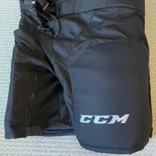 Black Senior Large+1” CCM HP32 Pro Stock Hockey Pants