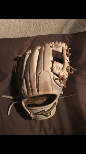 Mizuno Pro Limited Edition 11.75"