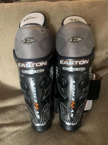 Senior Easton Sling Tec Shin Pads