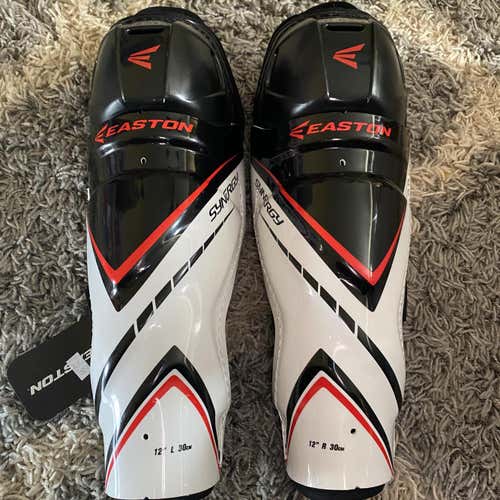 Junior Easton Synergy EQ20 Shin Pads