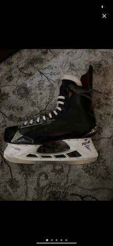 Senior Bauer Vapor 1X Regular Width Pro Stock Size 9 Hockey Skates