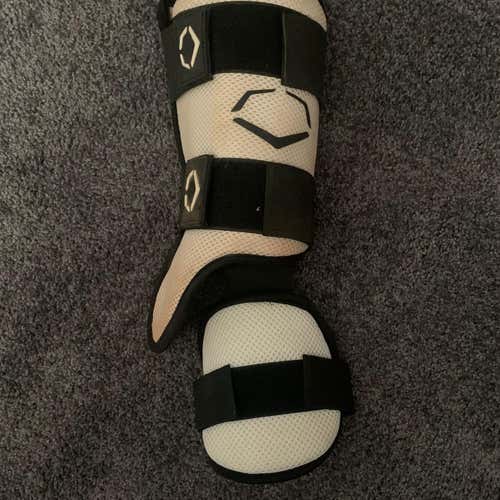 Used EvoShield Leg Guard